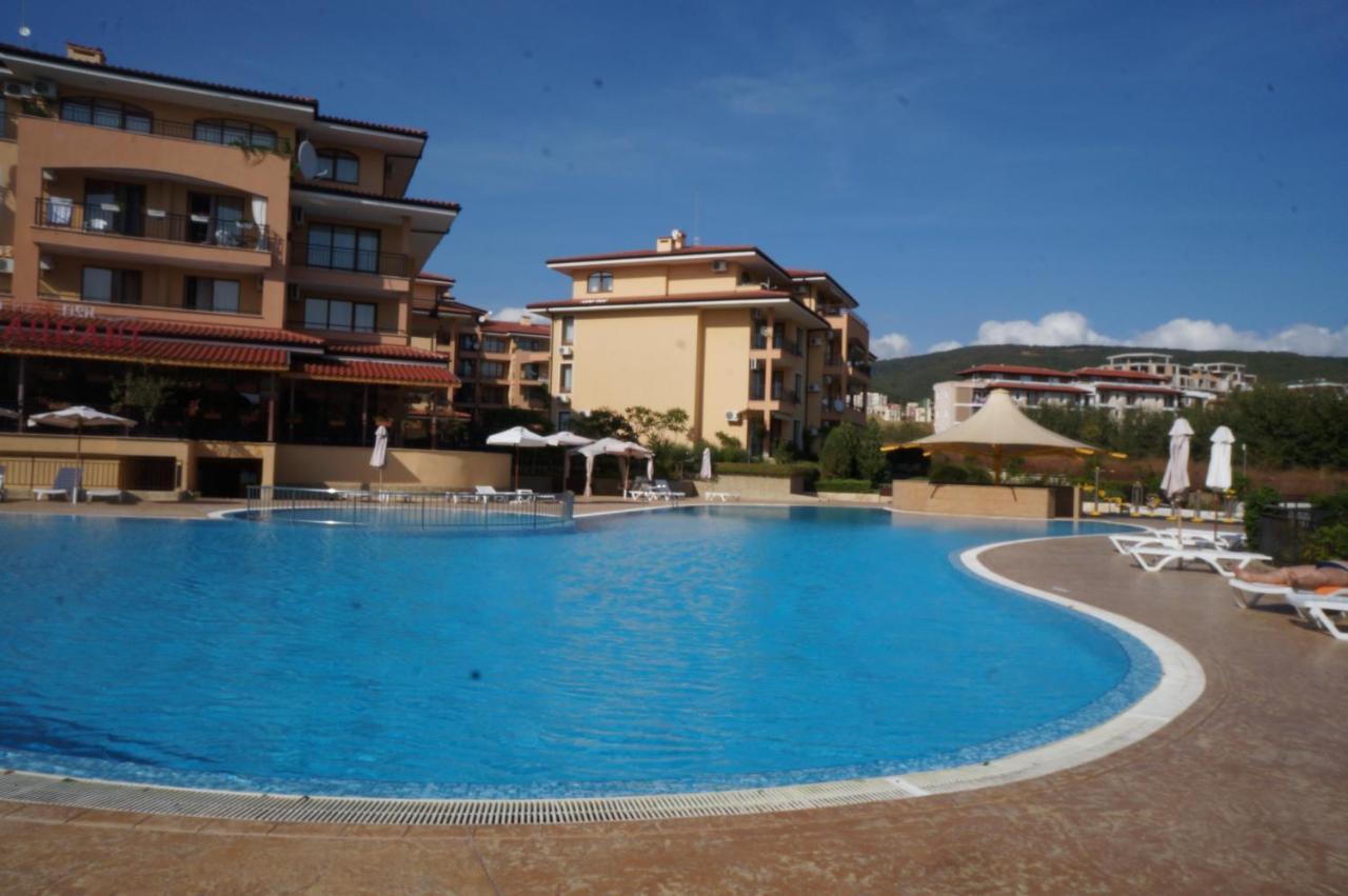 Sky Dreams Apartment Sveti Vlas Esterno foto